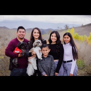 Meet your Posher, Manuel